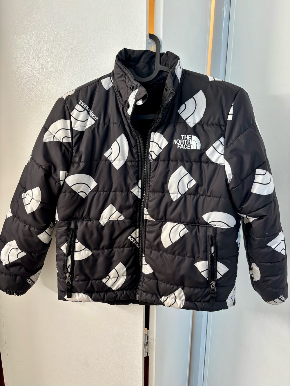 The North Face Reversible Unisex Mount Chimbo Full-Zip Jacket